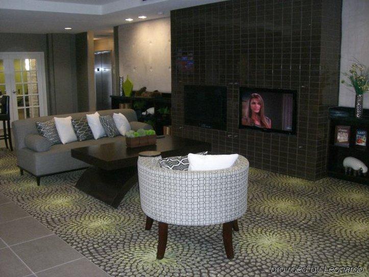 Holiday Inn Express Hays By Ihg Interior foto